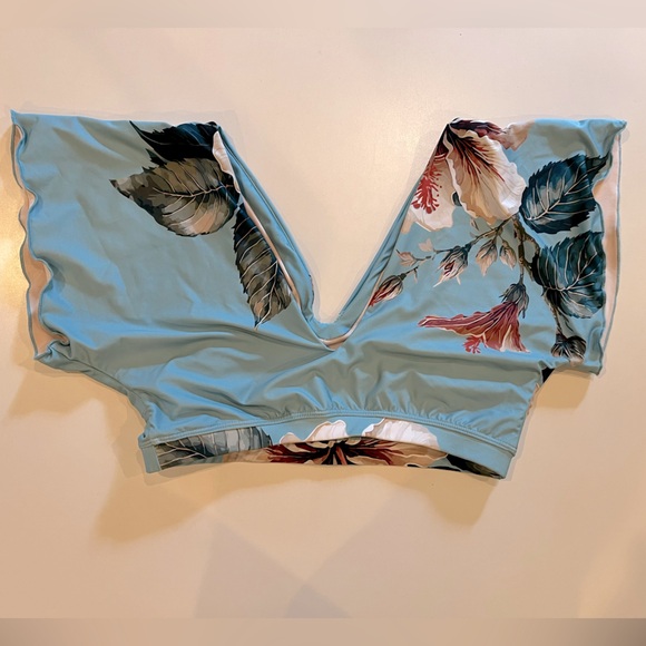 ALBION TURQUOISE RICA Cape Swim Crop - Picture 2 of 7